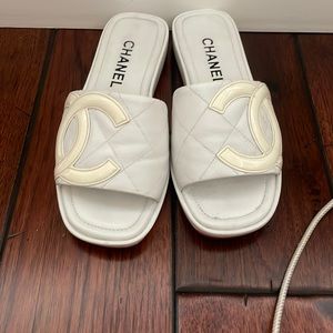 Chanel slides